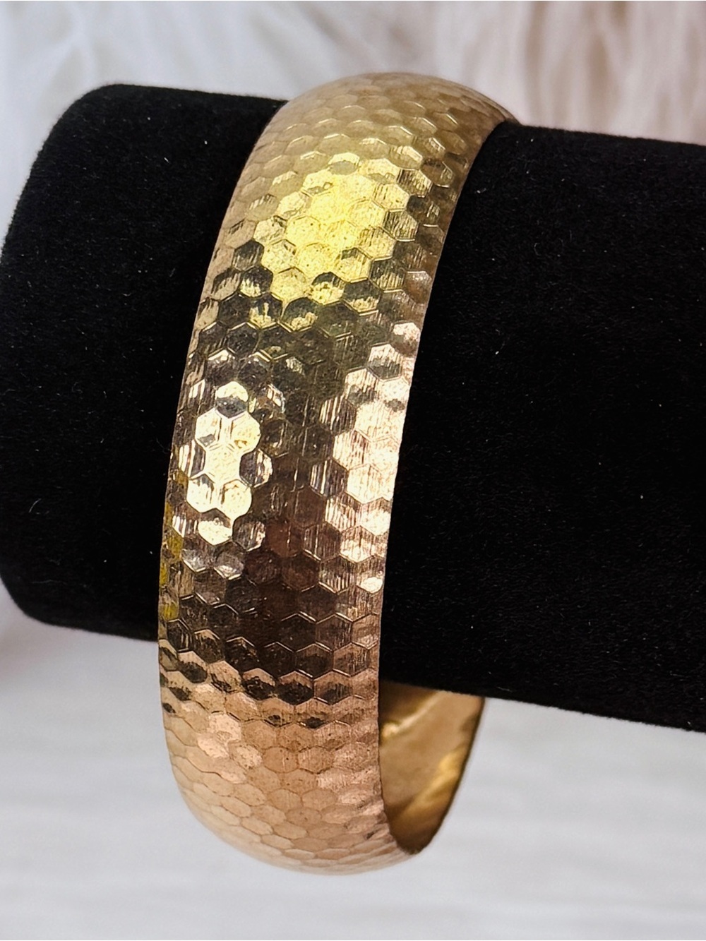 Vintage Goldtone Hammered Metal Bangle Bracelet